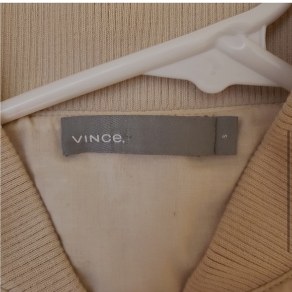 Vince Women's Strand Collar Zip Front Quilted Vest Solid Ivory Size Small - Picture 4 of 6